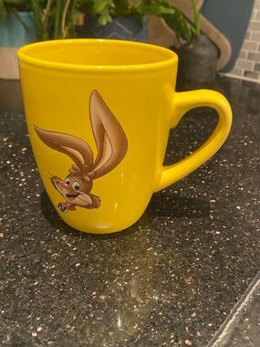 Vintage Nestle Quick Rabbit Yellow Mug